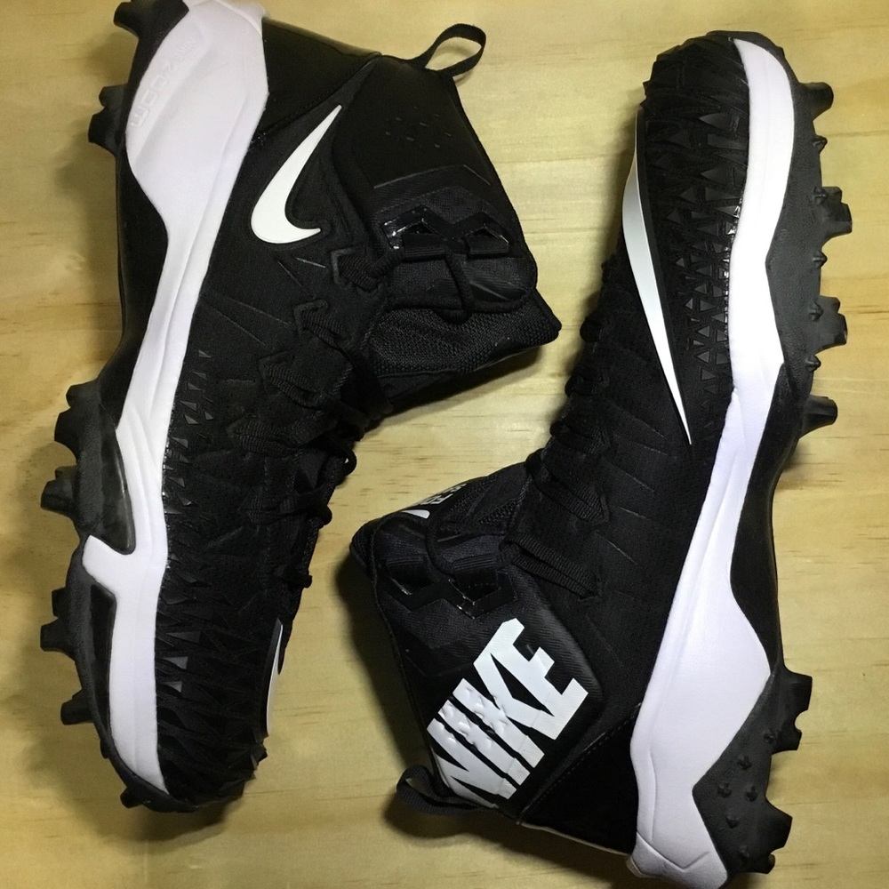 Nike Zoom Force Savage TD Football Cleats (13.5)